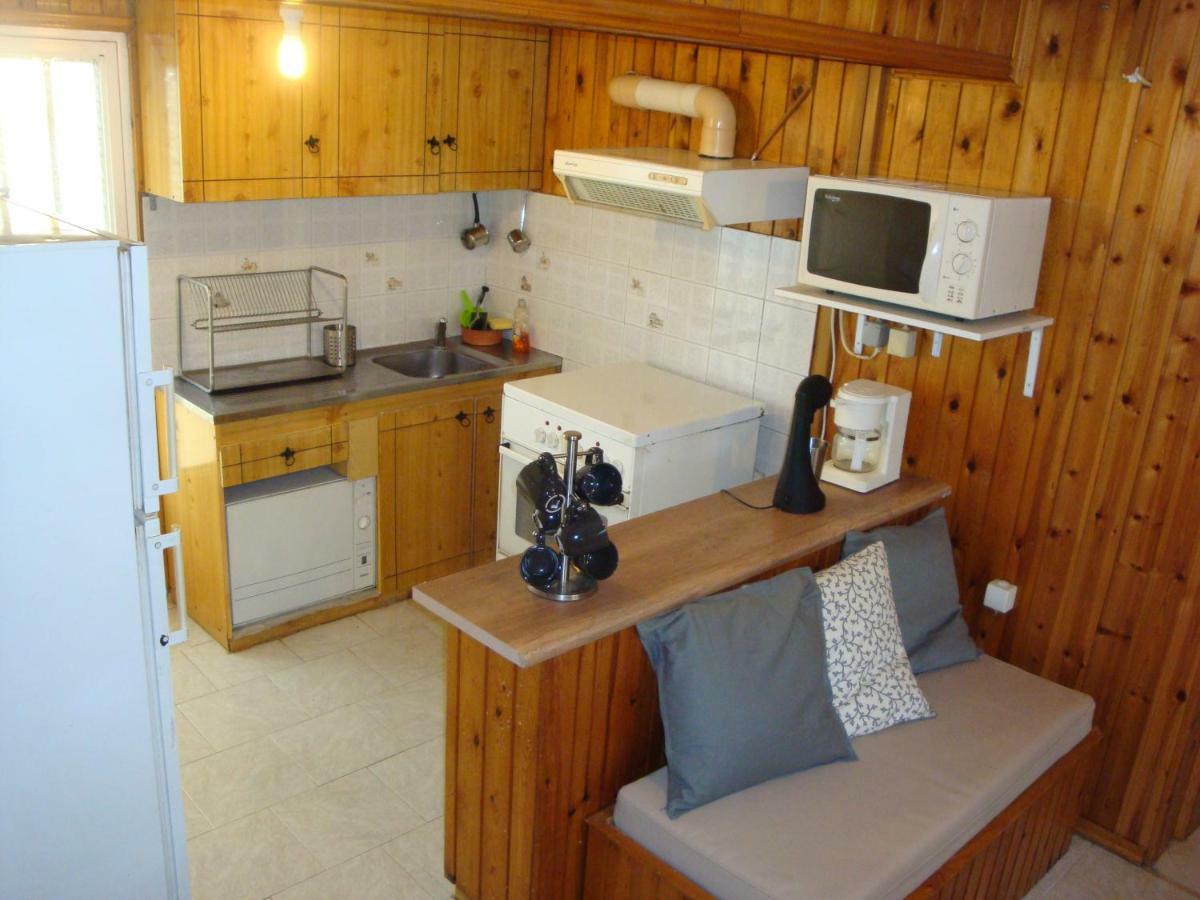 Three Bedroom Country House Magoula  Exteriör bild