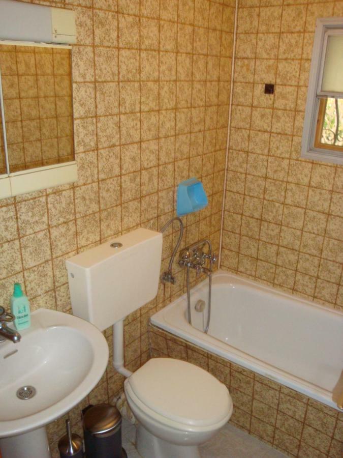 Three Bedroom Country House Magoula  Exteriör bild