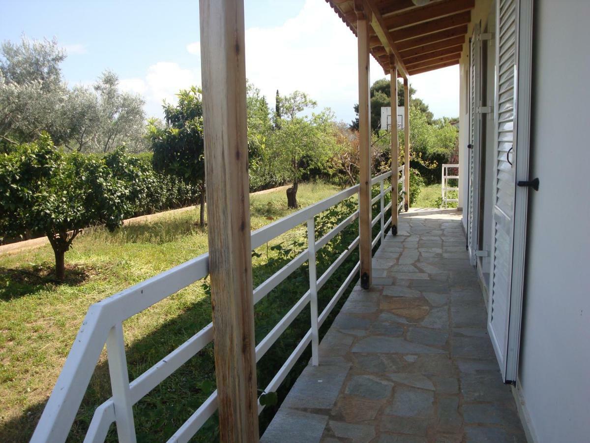 Three Bedroom Country House Magoula  Exteriör bild