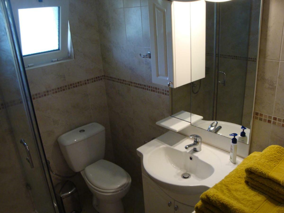 Three Bedroom Country House Magoula  Exteriör bild